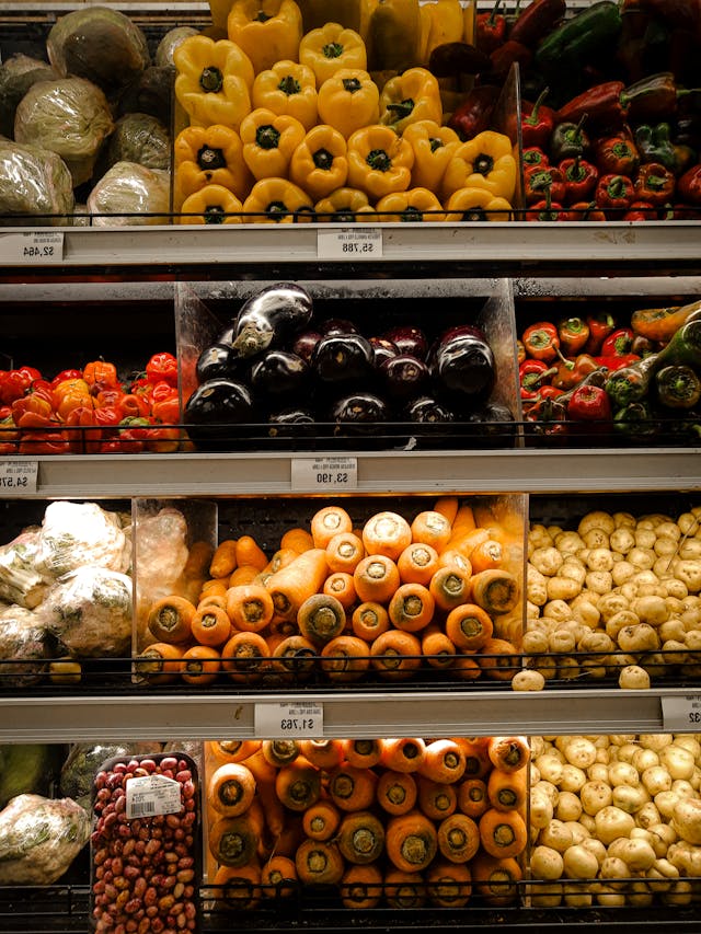 Refrigerated grocery displays and sensors